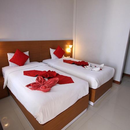 Tom Guest House Legian  Ngoại thất bức ảnh