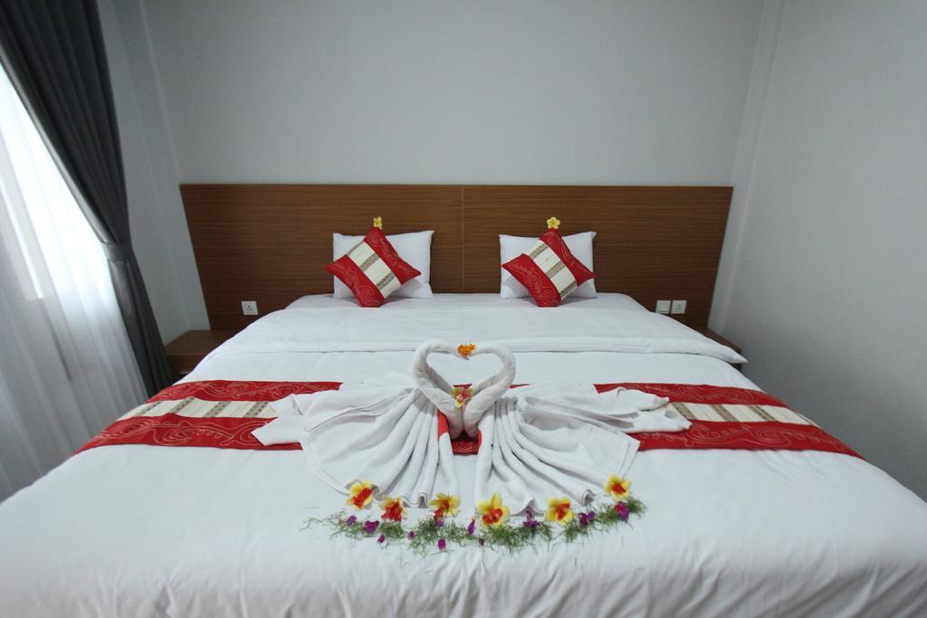 Tom Guest House Legian  Ngoại thất bức ảnh