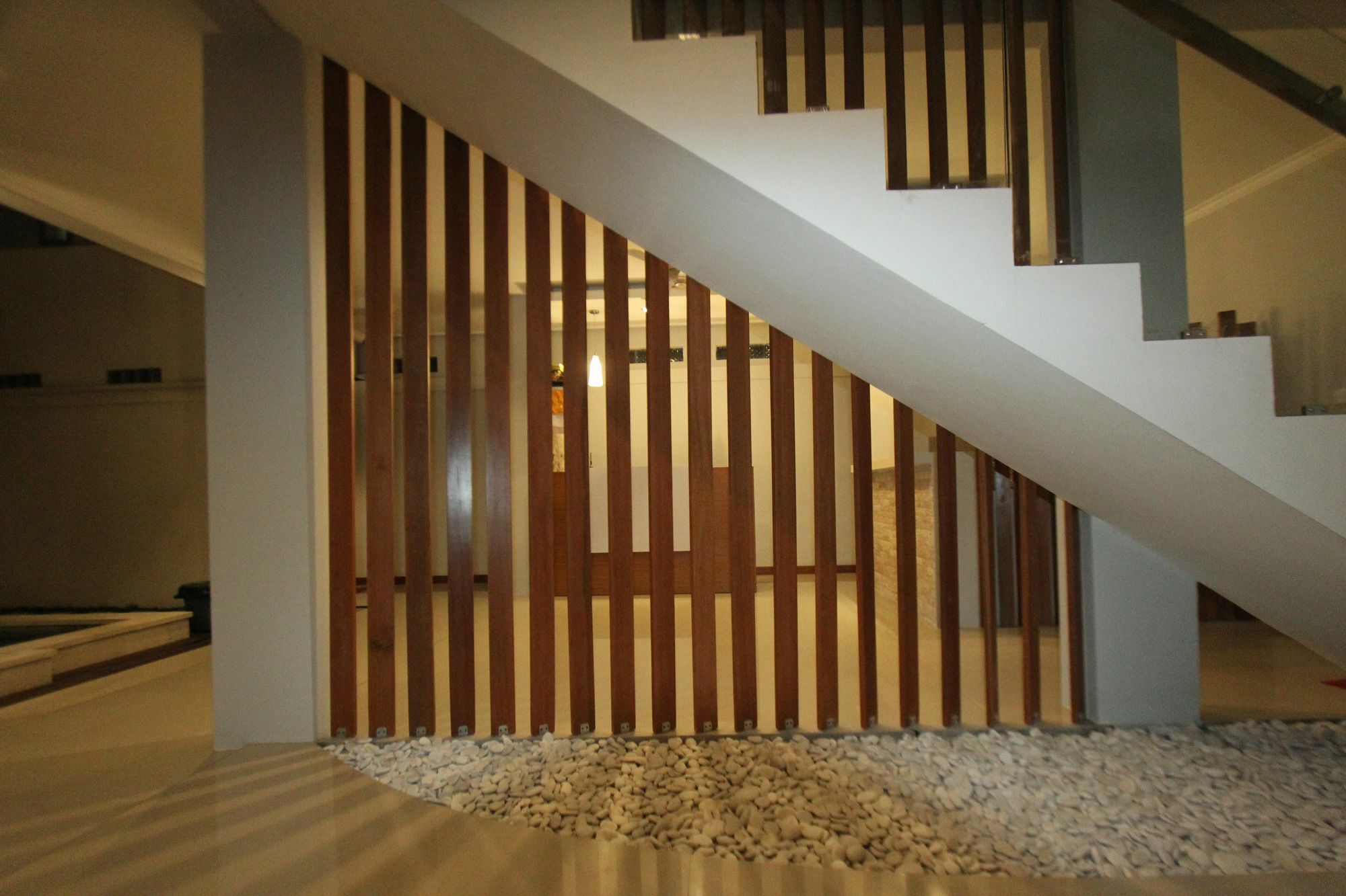 Tom Guest House Legian  Ngoại thất bức ảnh