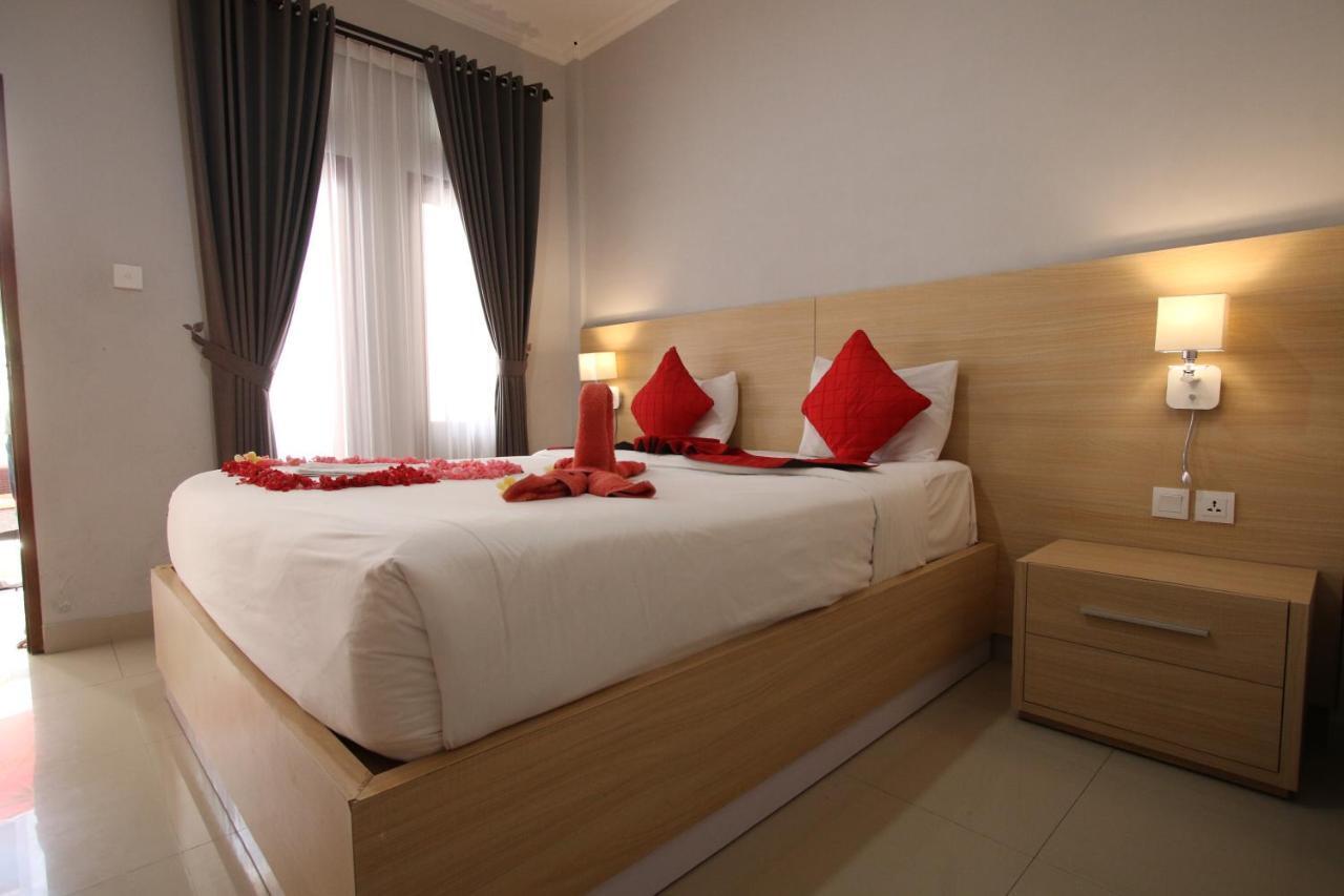 Tom Guest House Legian  Ngoại thất bức ảnh