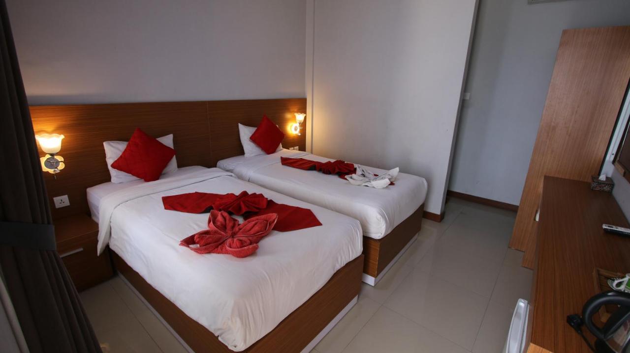 Tom Guest House Legian  Ngoại thất bức ảnh